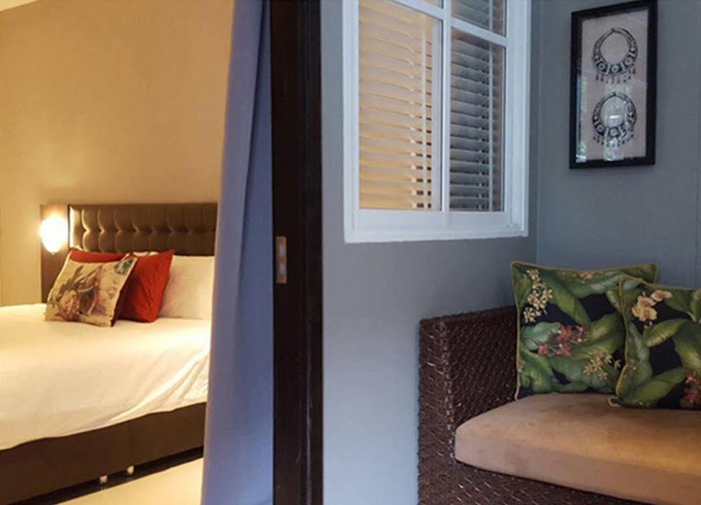 Check In Saladaeng (Adults Only) Ξενοδοχείο Μπανγκόκ Εξωτερικό φωτογραφία