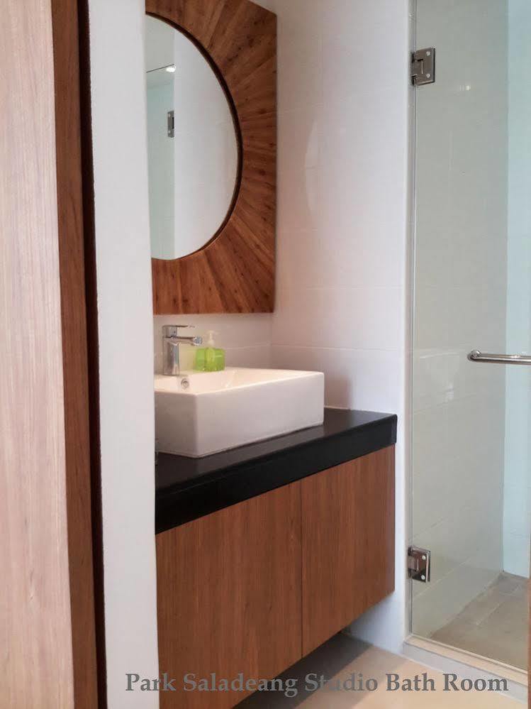 Check In Saladaeng (Adults Only) Ξενοδοχείο Μπανγκόκ Εξωτερικό φωτογραφία