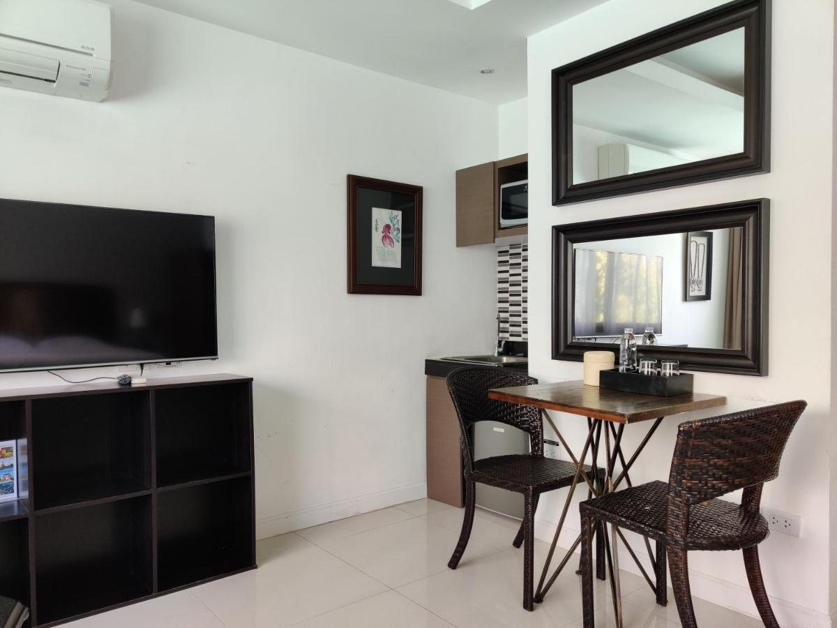 Check In Saladaeng (Adults Only) Ξενοδοχείο Μπανγκόκ Εξωτερικό φωτογραφία
