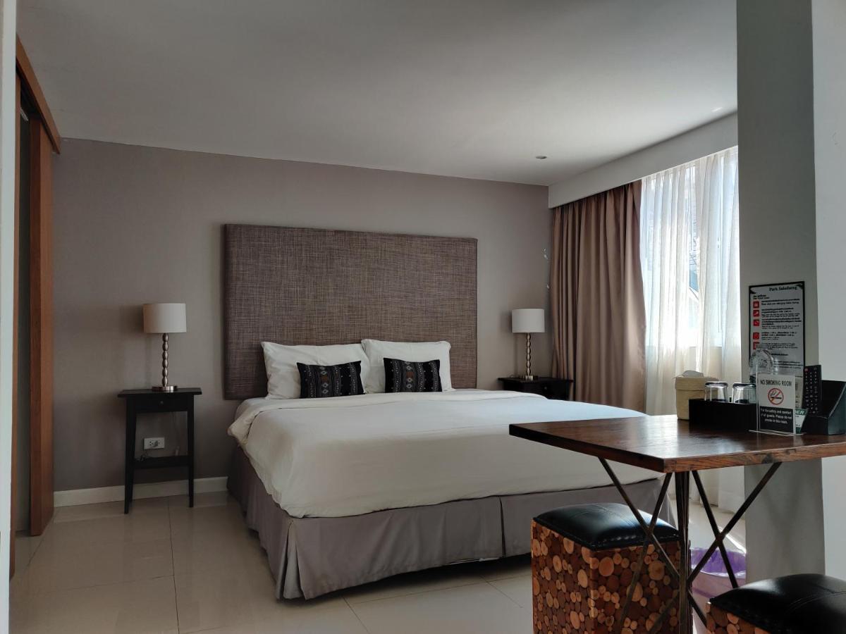 Check In Saladaeng (Adults Only) Ξενοδοχείο Μπανγκόκ Εξωτερικό φωτογραφία